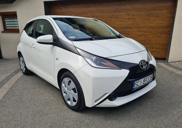 Toyota Aygo cena 33000 przebieg: 109000, rok produkcji 2015 z Sosnowiec małe 326